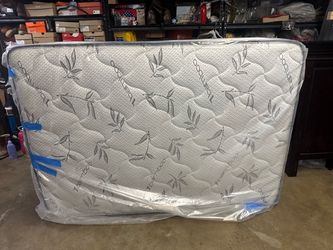 Full size bed with box and mattress