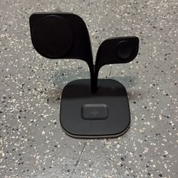 iPhone/Apple Watch/Airpods Charger 