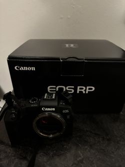 Canon EOS RP Full Frame Mirrorless Camera