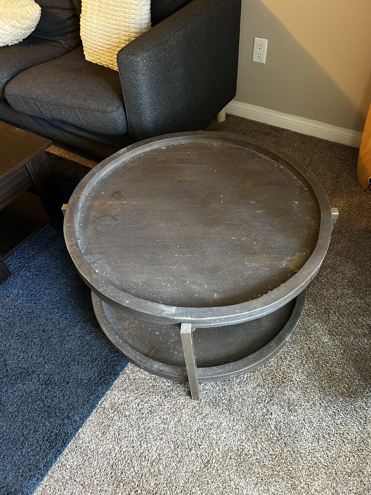 Wood Circle Table