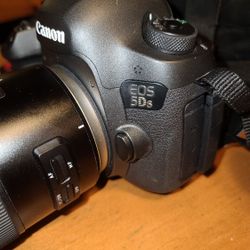 Canon 5ds And Extras