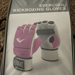Kickboxing Gloves Women 