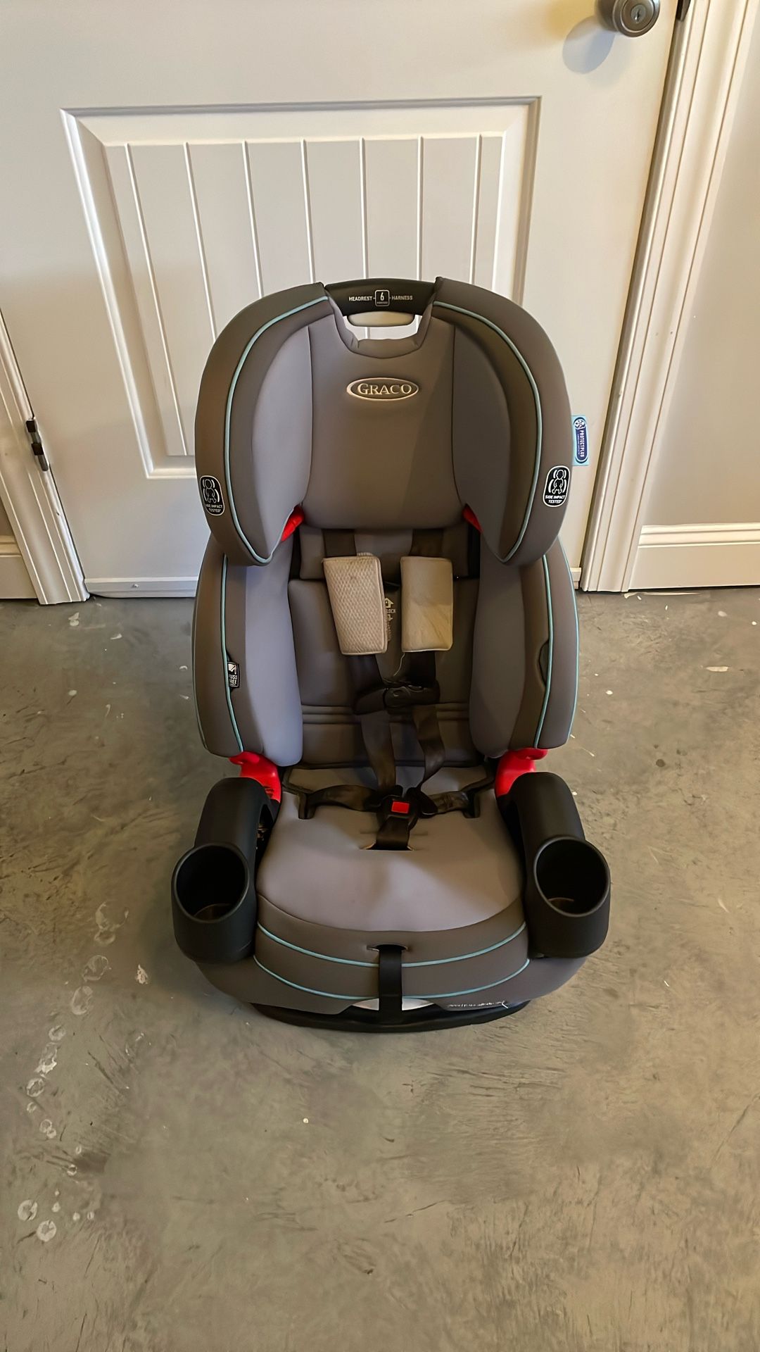 Graco Nautilus SnugLock Grow 3-in-1 Harness Booster car seat