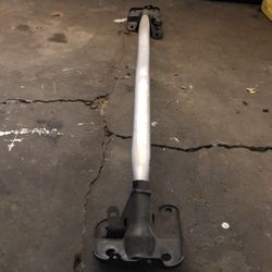 350z Strut Bar