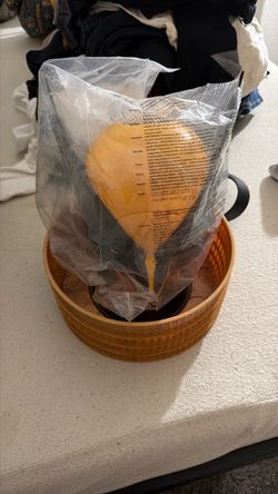 Popcorn buckets