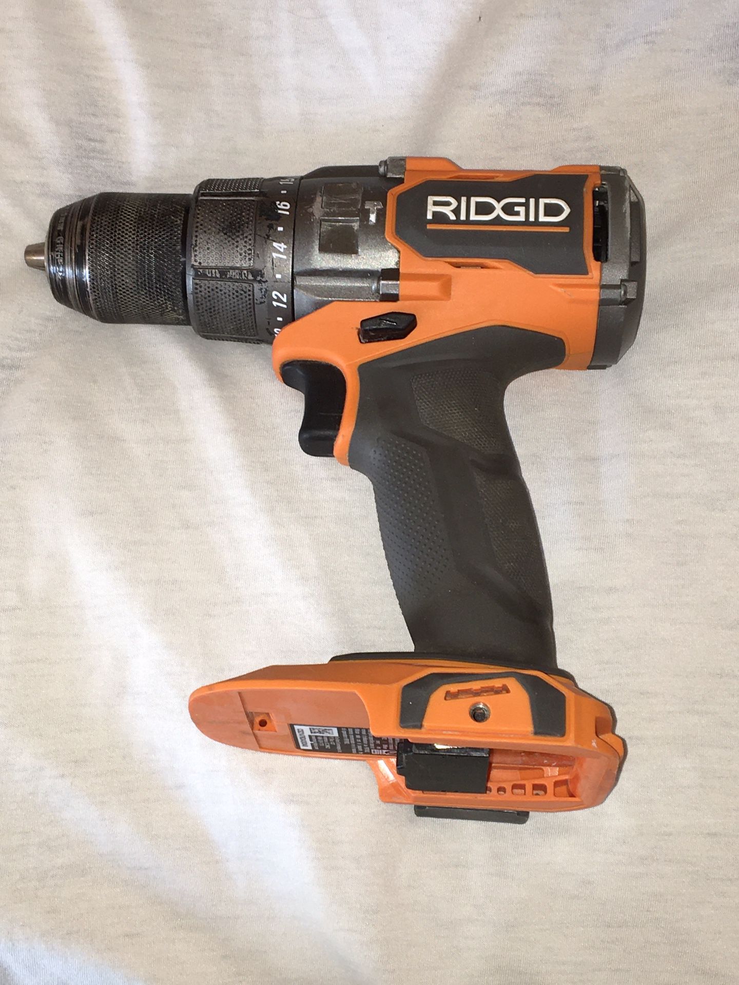 Ridgid R86115 Brushless hammer drill/driver 18V cordless tool only 