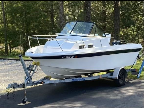1998 20” Sportcraft 205 Offshore Boat With 200 HP Mercury Motor And Trailer