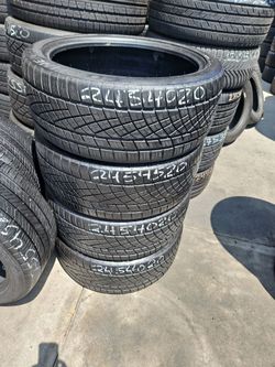 Set 245/40/20 Continental Extreme Contact
