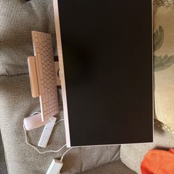 LG Smart monitor With Keyboard