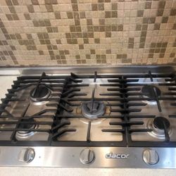 Dacor Gas 5 Burner Cooktop
