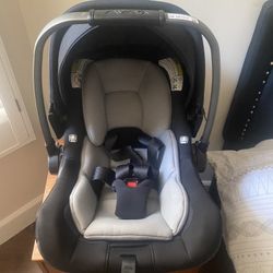 Infant Nina Car seat 