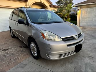 2004 Toyota Sienna