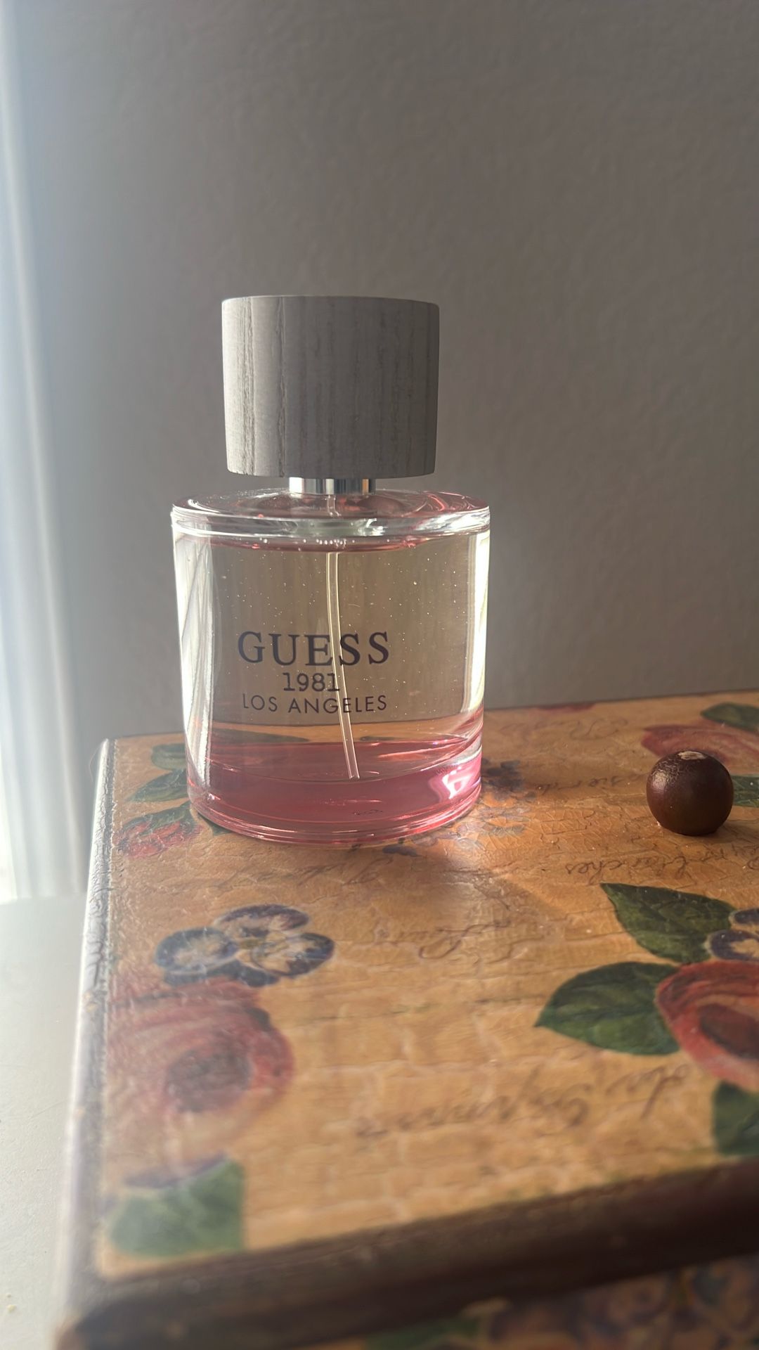 GUESS WOMANS PERFUME