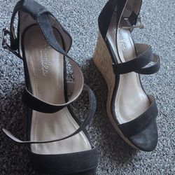 Charles Sandals,  Size 6M