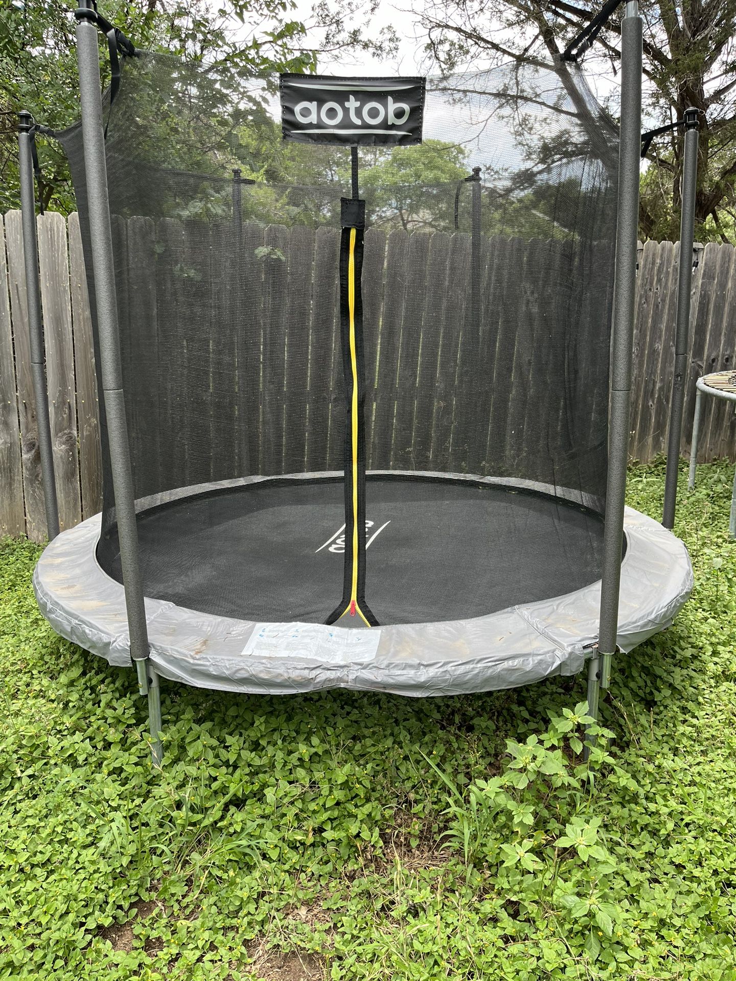 Trampoline 8 Ft