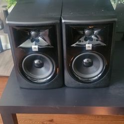 SALE!!! JBL Dual MK2 Studio Monitors. WILLING TO NEGOTIATE 