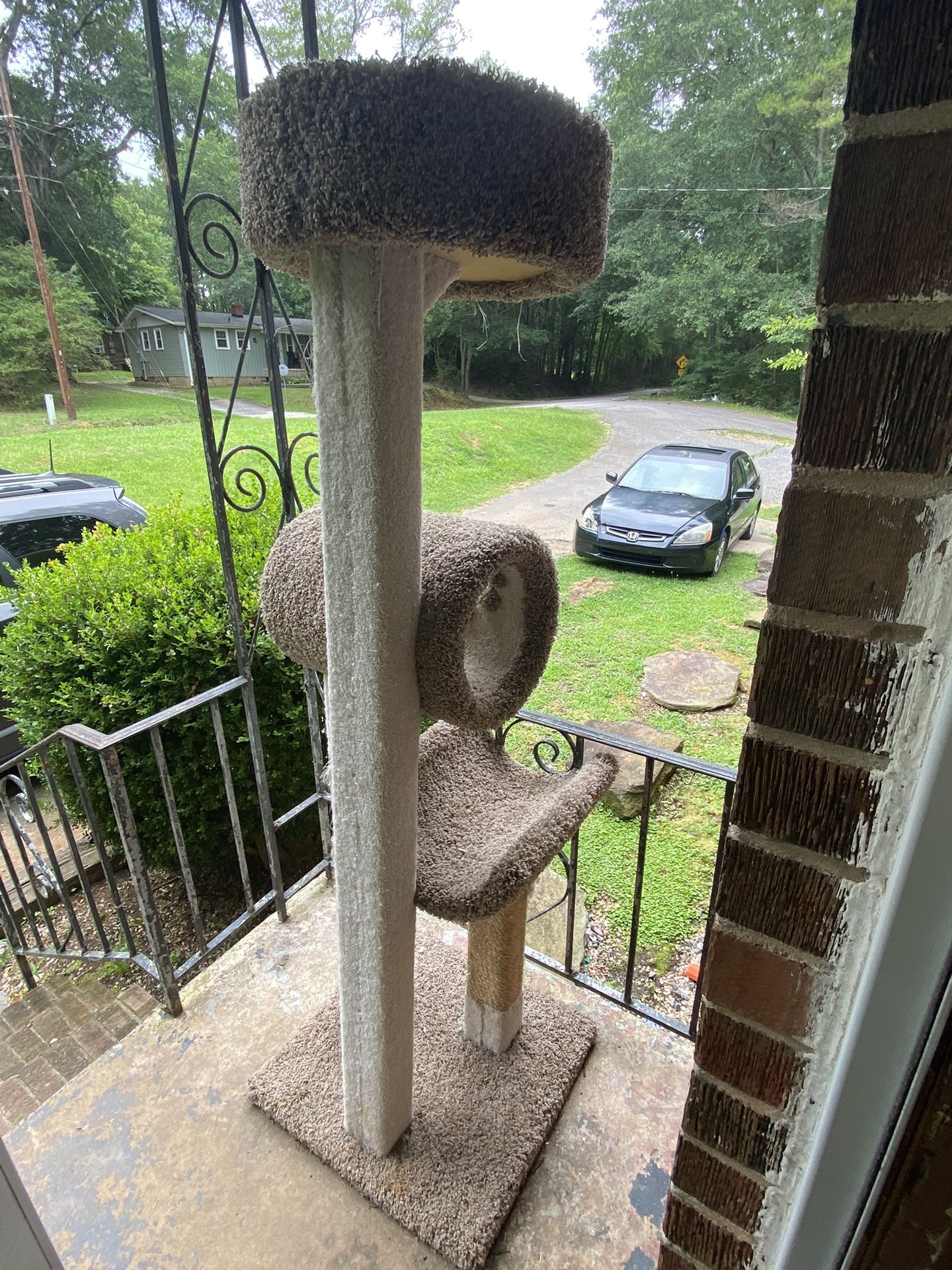 Cat tree