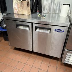 Grista Chest Commercial Freezer 