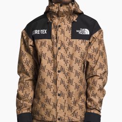 The North Face Windbreaker 