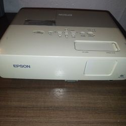 EPSON LCD PROJECTOR FOR SALE