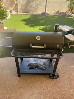 Charcoal Grill Lightly used