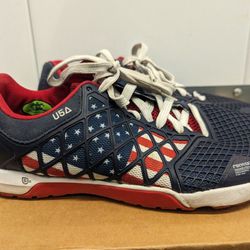 Sz 8-8.5 Reebok CrossFit Shoes American Flag Red White And Blue Running Workout Tennis Sneakers Shoes REI Adidas Nike Merrell Sketchers Puma Brooks