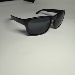 Sunglasses NEW $20 Women Men 