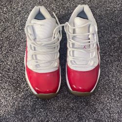 Jordan 11s Low Top Cherrys 