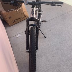 Seven gear mountain bike