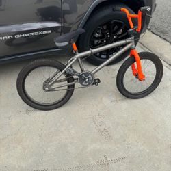 BMX - 20” Free Agent BMX Bike 