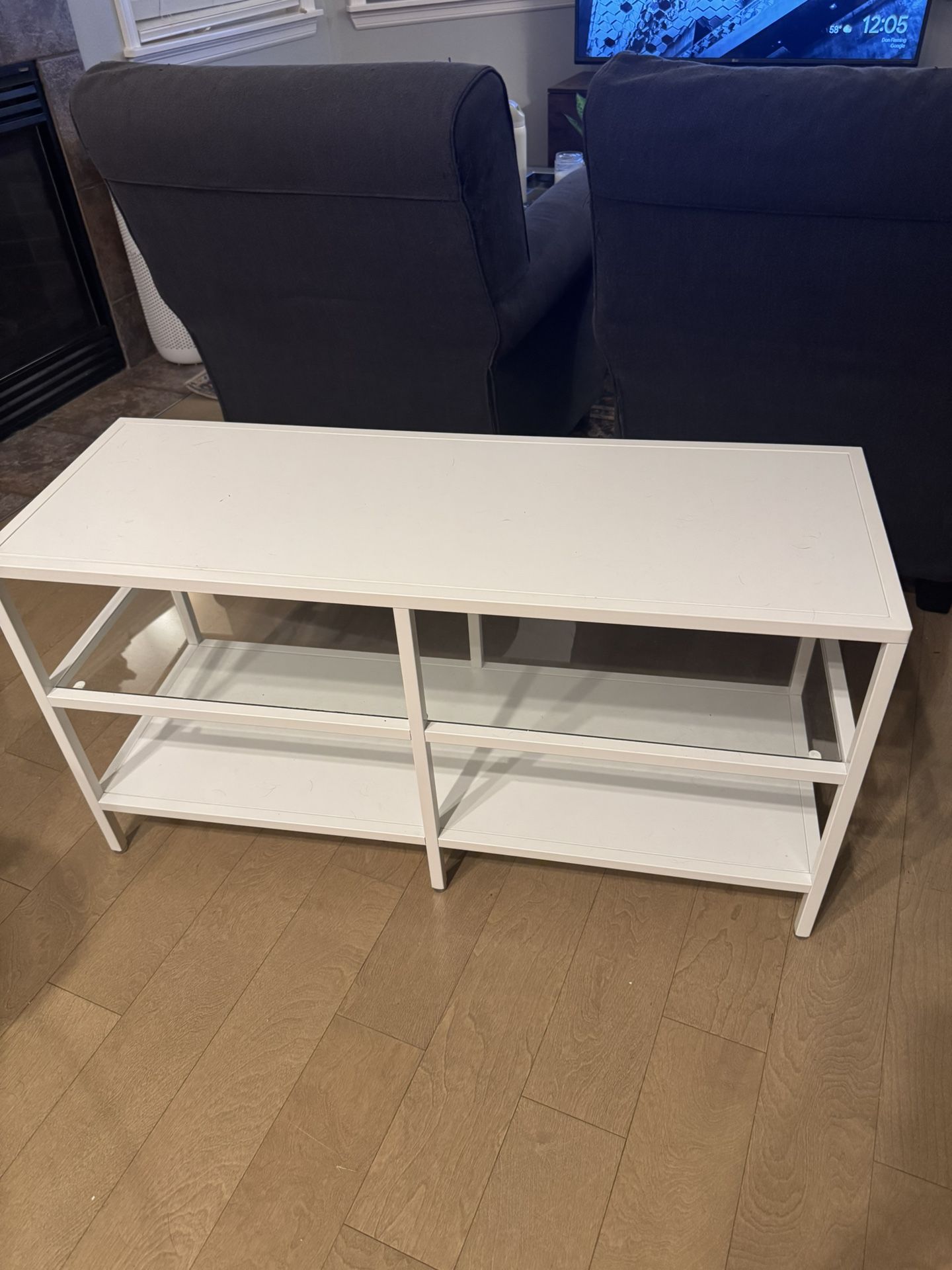 White Shelf