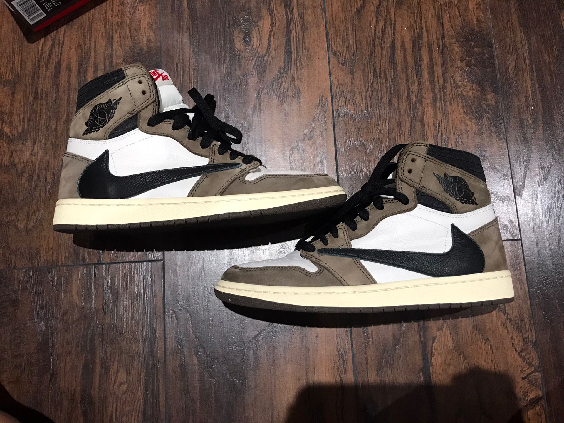 Travis Scott Jordan 1 High