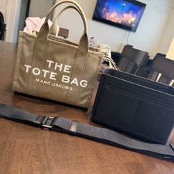 MARC JACOBS TOTE BAG