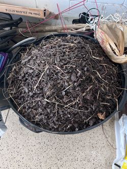 Vigoro brown rubber mulch