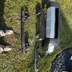 Toyota fj cruiser front bumper OEM