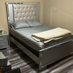 lightly Used Queen Sized Bed (with Mattress)