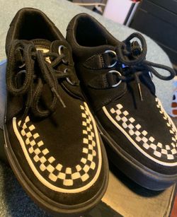 Tuk shoes