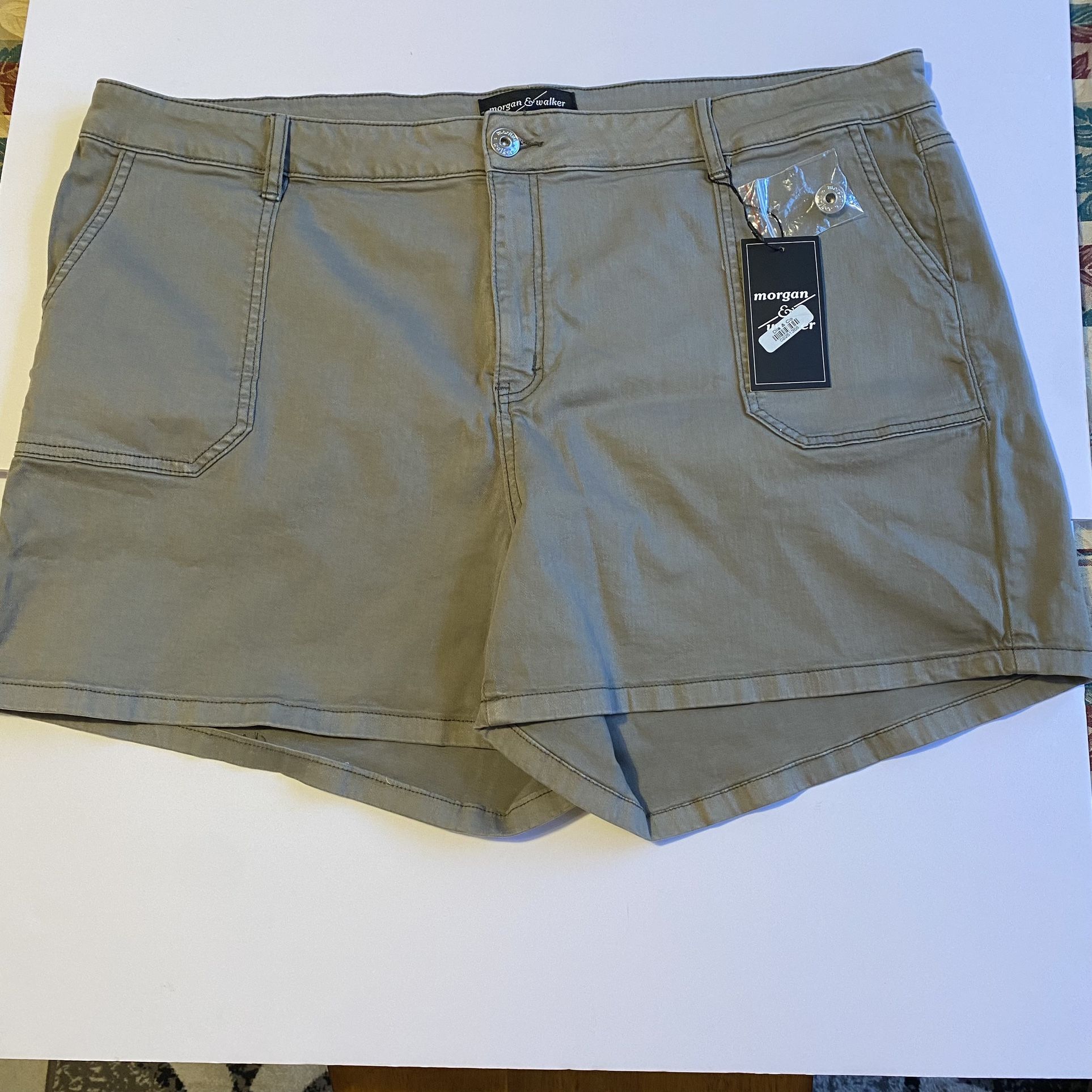 NWT Olive Green Plus Size Shorts