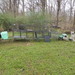 Variety Of Dog Cages 