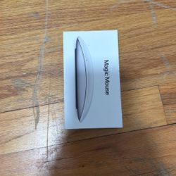 Apple Magic Mouse - White Multi-Touch Surface ​​​​​​​