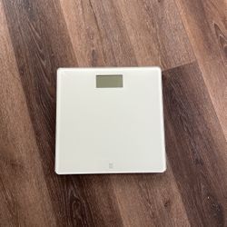 Glass Scale for body Weight (lbs /kg) Like New 