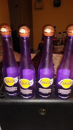 Collective lakers bottes special edition ..I have 10 years with this..are unique can't find in another place.