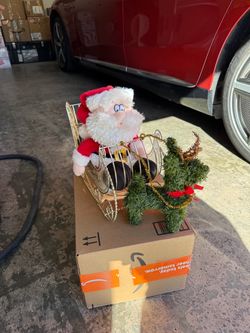 Santa Claus Sleigh Christmas Decoration Set