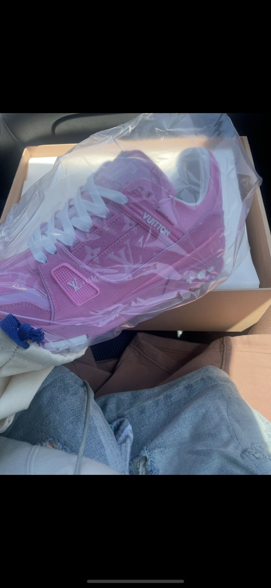 LV Trainer Sneaker Pink