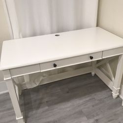 White Computer Desk