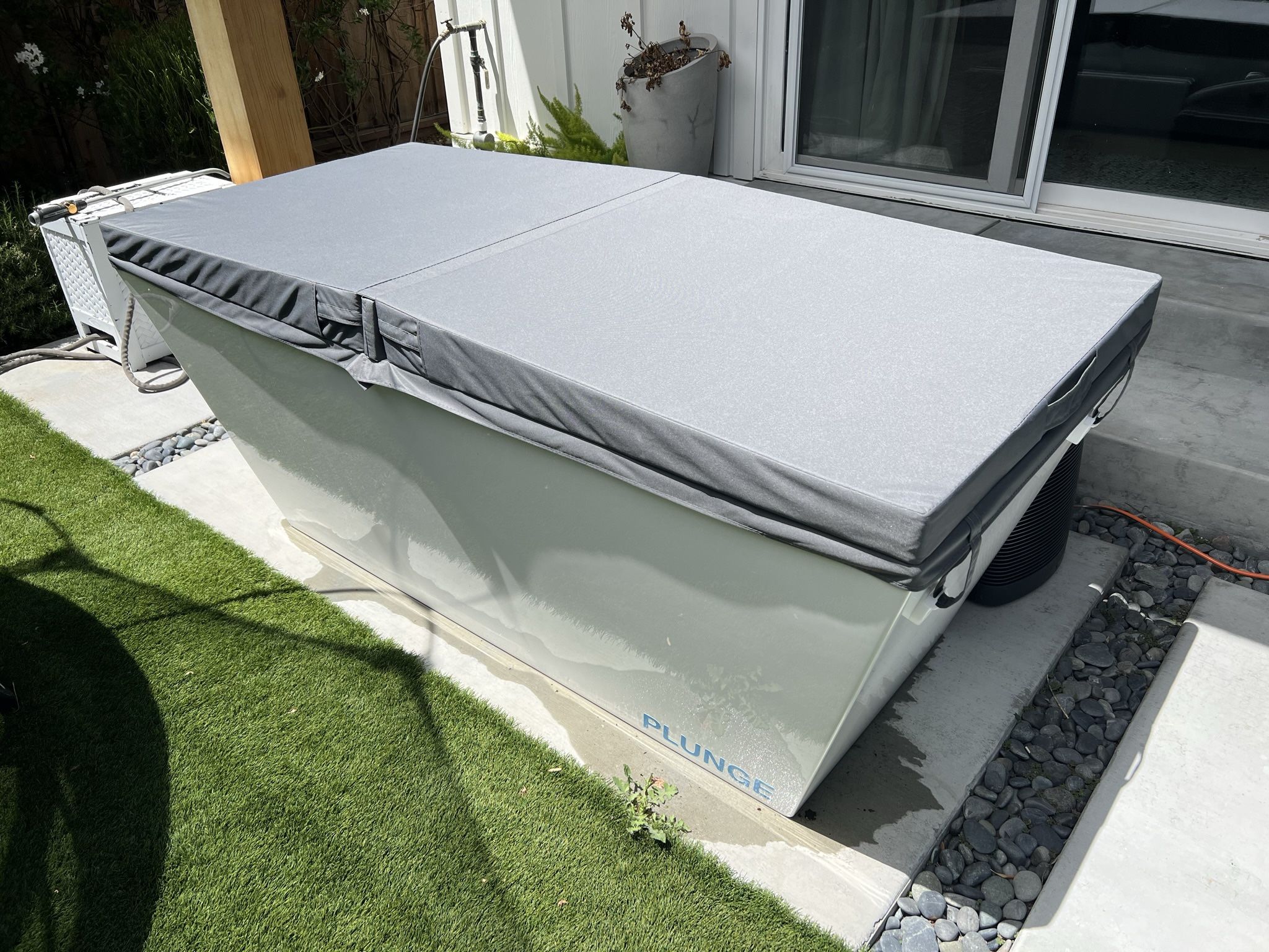 Plunge XL Cold Plunge With Pro Cooling Heating System, Backup System And 6 Months Cleaning Supplies!