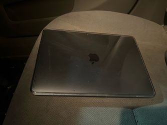 MacBook 2022