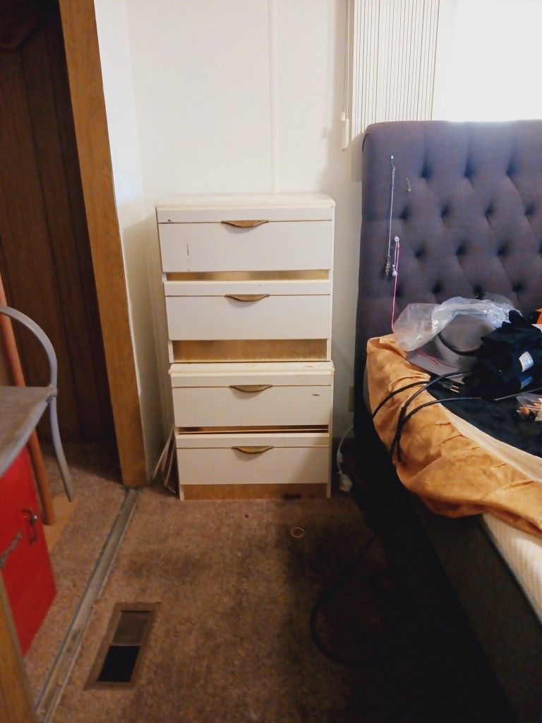 Bedroom Set FREE