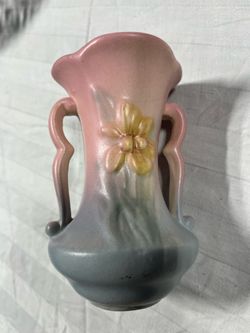 Vintage Hull Art Pottery Pink & Grey Iris double-handled ceramic vase, 4.5x3 in- Cute Look Home Decor