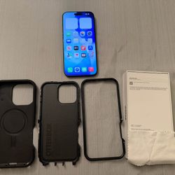 iPhone 16 Pro Max (Unlocked)